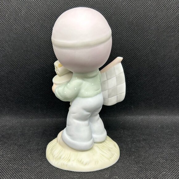 Precious Moments 1984 Members Only "Trust in the Lord to the finish" figurine - Picture 2 of 3